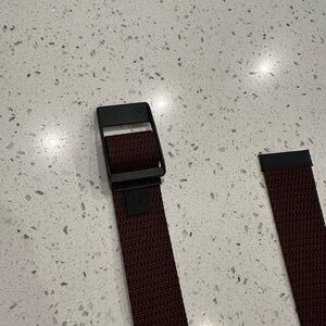 Lululemon Commission Belt